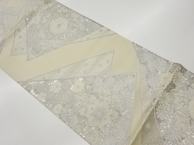 リサイクル　華紋に花々模様織出し袋帯